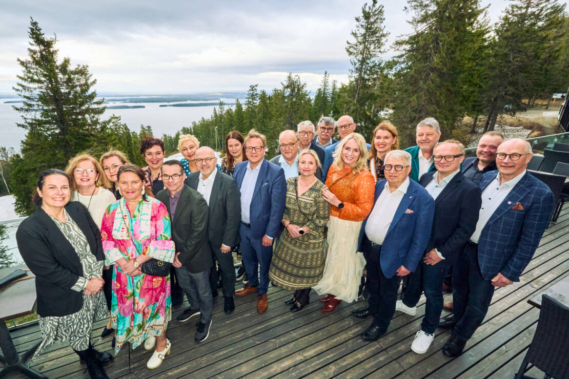 Hyvinvointialueiden aluehallitusten puheenjohtajat